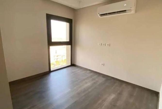 67222984 - Property Image 3