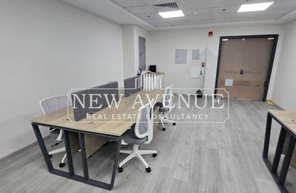 Office Space - 2 Bedrooms - 1 Bathroom for rent in Hyde Park Business District Mall - South Teseen St. - The 5th Settlement - New Cairo City - Cairo