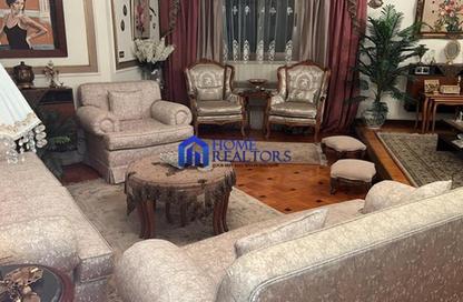 Apartment - 4 Bedrooms - 3 Bathrooms for sale in Tunis St. - New Maadi - Hay El Maadi - Cairo