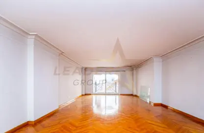 شقة - 3 غرف نوم - 3 حمامات للبيع في شارع محمد فوزي معاذ - سموحة - حي شرق - الاسكندرية