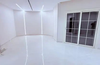 Apartment - 3 Bedrooms - 3 Bathrooms for rent in Mostashareen - North Investors Area - New Cairo City - Cairo