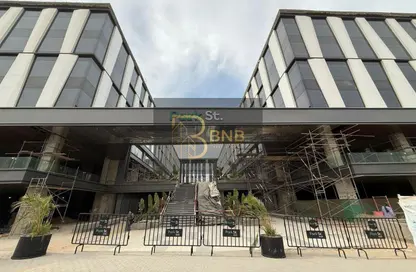 Office Space - 6 Bedrooms - 2 Bathrooms for rent in Park St. - Ring Road - The 5th Settlement - New Cairo City - Cairo