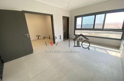 Clinic - 2 Bedrooms - 1 Bathroom for rent in New Giza - Cairo Alexandria Desert Road - 6 October City - Giza