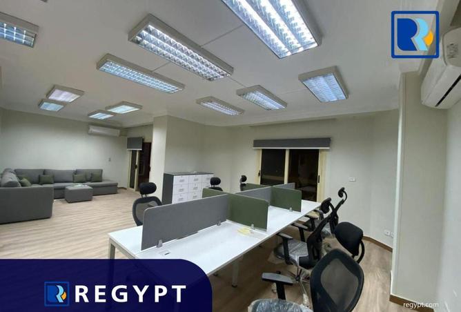 54233406 - صورة العقار 2