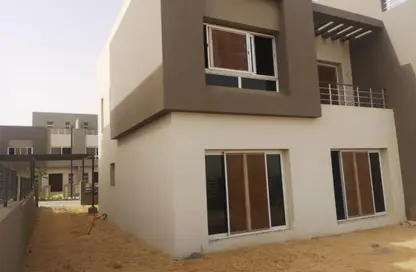 Townhouse - 4 Bedrooms - 4 Bathrooms for sale in Etapa - Sheikh Zayed Compounds - Sheikh Zayed City - Giza Townhouse - 4 Bedrooms - 4 Bathrooms for sale in Etapa - Sheikh Zayed Compounds - Sheikh Zayed City - Giza