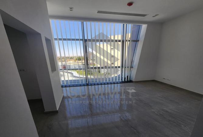 102057939 - Property Image 2