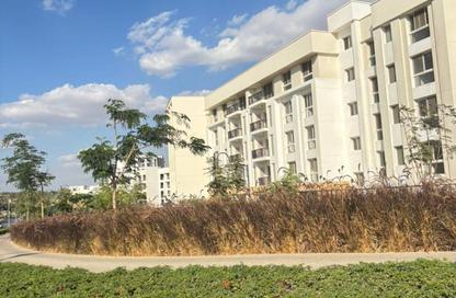 Apartment - 2 Bedrooms - 2 Bathrooms for sale in Aurora - Uptown Cairo - Mokattam - Cairo
