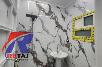 Apartment - 3 Bedrooms - 1 Bathroom for rent in Mousa Ibn Naseer St. - Al Hadiqah Al Dawliyah - 7th District - Nasr City - Cairo
