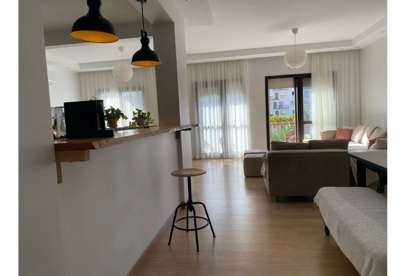 104892957 - Property Main Image