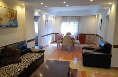 Apartment - 2 Bedrooms - 1 Bathroom for rent in Zaker Hussein St. - Al Hadiqah Al Dawliyah - 7th District - Nasr City - Cairo Apartment - 2 Bedrooms - 1 Bathroom for rent in Zaker Hussein St. - Al Hadiqah Al Dawliyah - 7th District - Nasr City - Cairo