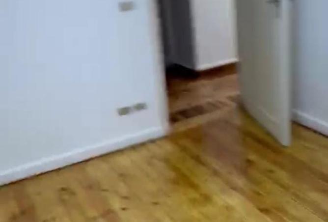 104600233 - Property Image 3