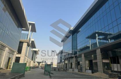 مساحات مكتبية - استوديو - 1 حمام للبيع في جولدن جيت - شارع التسعين الجنوبي - التجمع الخامس - مدينة القاهرة الجديدة - القاهرة