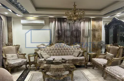 Apartment - 3 Bedrooms - 2 Bathrooms for sale in Ganoob El Acadimia - New Cairo City - Cairo