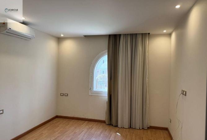 57998430 - Property Image 3