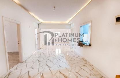 Apartment - 4 Bedrooms - 2 Bathrooms for rent in Raml Station - Hay Wasat - Alexandria