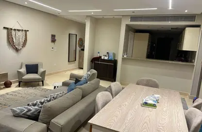 Apartment - 2 Bedrooms - 2 Bathrooms for sale in Lake View Residence - 5th Settlement Compounds - The 5th Settlement - New Cairo City - Cairo