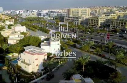 Villa - 5 Bedrooms - 5 Bathrooms for rent in Zayed 2000 - 4th District - Sheikh Zayed City - Giza