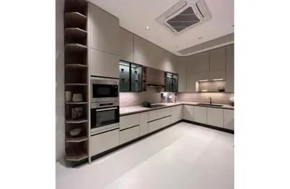 فيلا - 5 غرف نوم - 5 حمامات للبيع في طلالة - كمبوندات هليوبوليس الجديدة - هليوبوليس الجديدة - القاهرة