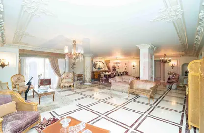 Apartment - 5 Bedrooms - 5 Bathrooms for sale in Smouha - Hay Sharq - Alexandria