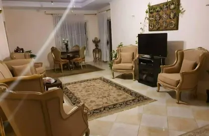 شقة - 3 غرف نوم - 2 حمامات للبيع في شارع علي شعراوي - النرجس 5 - النرجس - مدينة القاهرة الجديدة - القاهرة