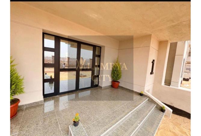 8602232 - Property Image 2