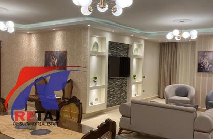 Apartment - 2 Bedrooms - 1 Bathroom for rent in Hafez Ramadan St. - 6th Zone - Nasr City - Cairo
