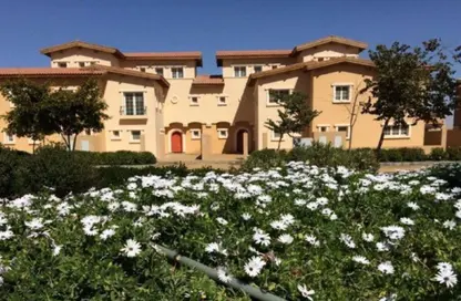 Apartment - 2 Bedrooms - 2 Bathrooms for sale in Hyde Park Central - The 6th Settlement - New Cairo City - Cairo