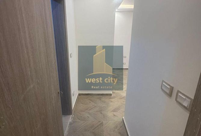 53223339 - صورة العقار 3