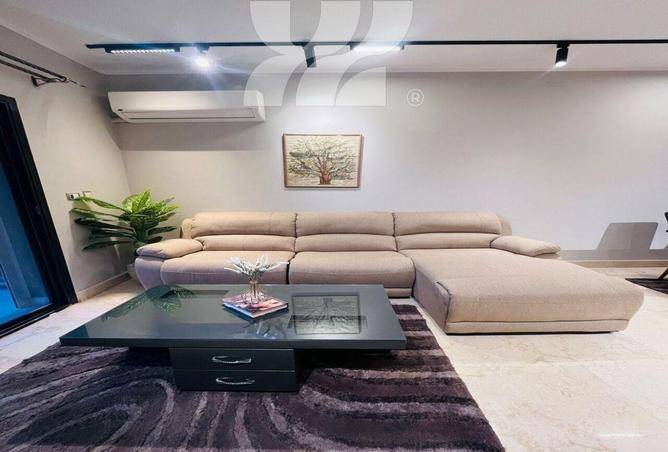 98834661 - Property Image 3