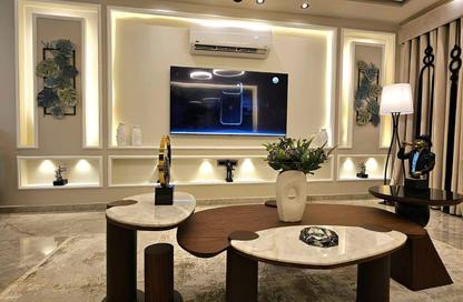 شقة - 3 - 3 للبيع في الحي الاول - الشيخ زايد - الجيزة