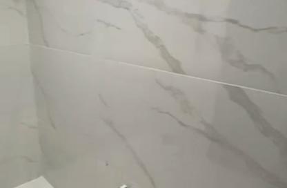 Apartment - 2 Bedrooms - 1 Bathroom for sale in Abou El Houl - New Cairo City - Cairo