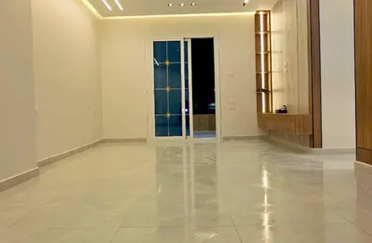 Apartment - 3 Bedrooms - 2 Bathrooms for sale in Gate 4 - Mena - Hadayek El Ahram - Giza Apartment - 3 Bedrooms - 2 Bathrooms for sale in Gate 4 - Mena - Hadayek El Ahram - Giza