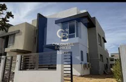 Townhouse - 3 Bedrooms - 3 Bathrooms for sale in Cluster 18 - Hyde Park - New Cairo City - Cairo