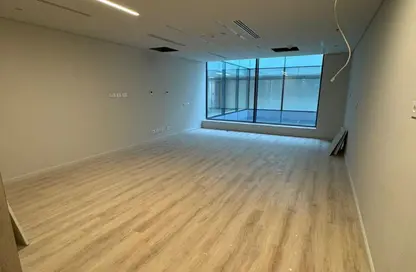 Office Space - 3 Bedrooms - 2 Bathrooms for rent in Al Shouyfat - 5th Settlement Compounds - The 5th Settlement - New Cairo City - Cairo