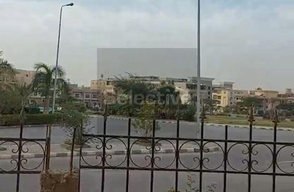 Apartment - 3 Bedrooms - 3 Bathrooms for sale in Ahmed Shawky Axis - El Banafseg 1 - El Banafseg - New Cairo City - Cairo