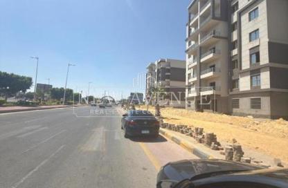 شقة - 2 غرف نوم - 2 حمامات للبيع في باتيو كازا - الباتيو - كمبوندات الشروق - مدينة الشروق - القاهرة