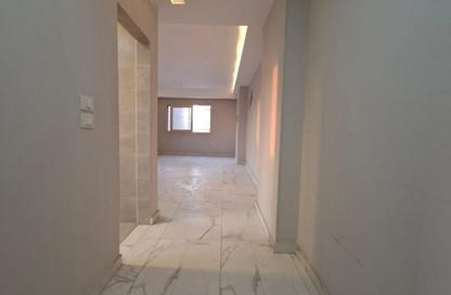 Apartment - 3 Bedrooms - 1 Bathroom for rent in Al Esraa St. - El Mearag City - Zahraa El Maadi - Hay El Maadi - Cairo
