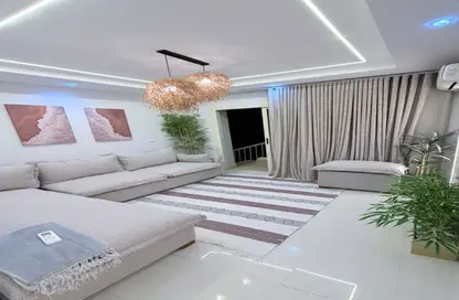 Apartment - 2 Bedrooms - 1 Bathroom for rent in The Address - 12th District - Sheikh Zayed City - Giza
