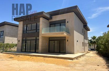 Villa - 5 Bedrooms - 4 Bathrooms for sale in Swan Lake North Coast - Qesm Ad Dabaah - North Coast Villa - 5 Bedrooms - 4 Bathrooms for sale in Swan Lake North Coast - Qesm Ad Dabaah - North Coast