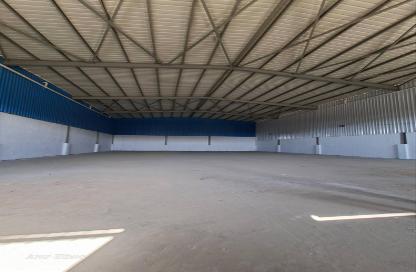 Factory - Studio - 2 Bathrooms for rent in Obour City - Qalyubia