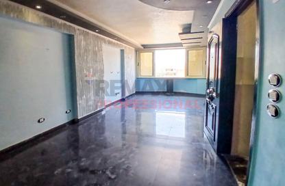Apartment - 2 Bedrooms - 1 Bathroom for sale in Omar Lotfy St. - Sporting - Hay Sharq - Alexandria Apartment - 2 Bedrooms - 1 Bathroom for sale in Omar Lotfy St. - Sporting - Hay Sharq - Alexandria