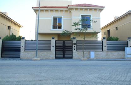 Apartment - 3 Bedrooms - 3 Bathrooms for sale in El Patio Oro - 5th Settlement Compounds - The 5th Settlement - New Cairo City - Cairo