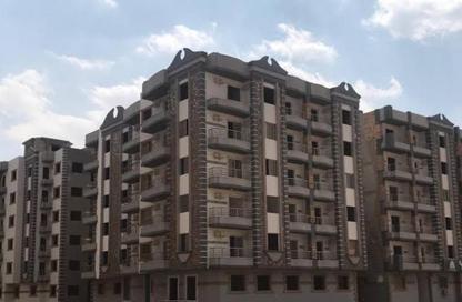 Apartment - 3 Bedrooms - 1 Bathroom for sale in Sarayat El-Kattameya - El Katameya Compounds - El Katameya - New Cairo City - Cairo