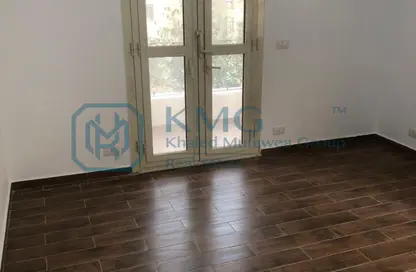 شقة - 2 غرف نوم - 2 حمامات للايجار في شارع 17 - الحي الخامس - التجمع الخامس - مدينة القاهرة الجديدة - القاهرة