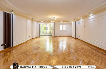 Apartment - 3 Bedrooms - 2 Bathrooms for sale in Shaarawy St. - Laurent - Hay Sharq - Alexandria