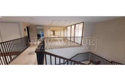 محل - استوديو - 2 حمامات للايجار في شارع لبنان - المهندسين - الجيزة