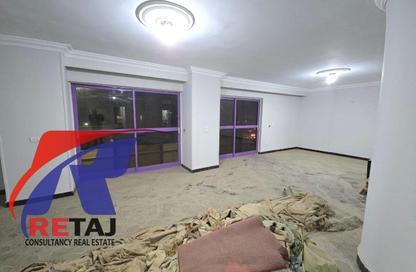 Office Space - Studio - 3 Bathrooms for rent in Abbas Al Akkad St. - 1st Zone - Nasr City - Cairo