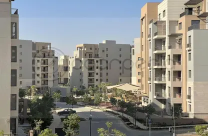 Apartment - 3 Bedrooms - 2 Bathrooms for sale in District 5 - 5th Settlement Compounds - The 5th Settlement - New Cairo City - Cairo