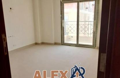 Apartment - 3 Bedrooms - 3 Bathrooms for rent in Vee Sawari - Waterfront - Sawary - Alexandria Compounds - Alexandria