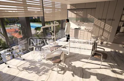 عيادة - 3 غرف نوم - 1 حمام للبيع في وان جولدن سكوير مول - التجمع الخامس - مدينة القاهرة الجديدة - القاهرة